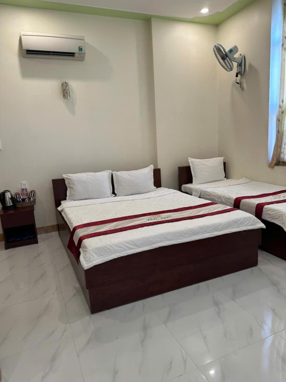Hotel Tan Phu 라기 외부 사진